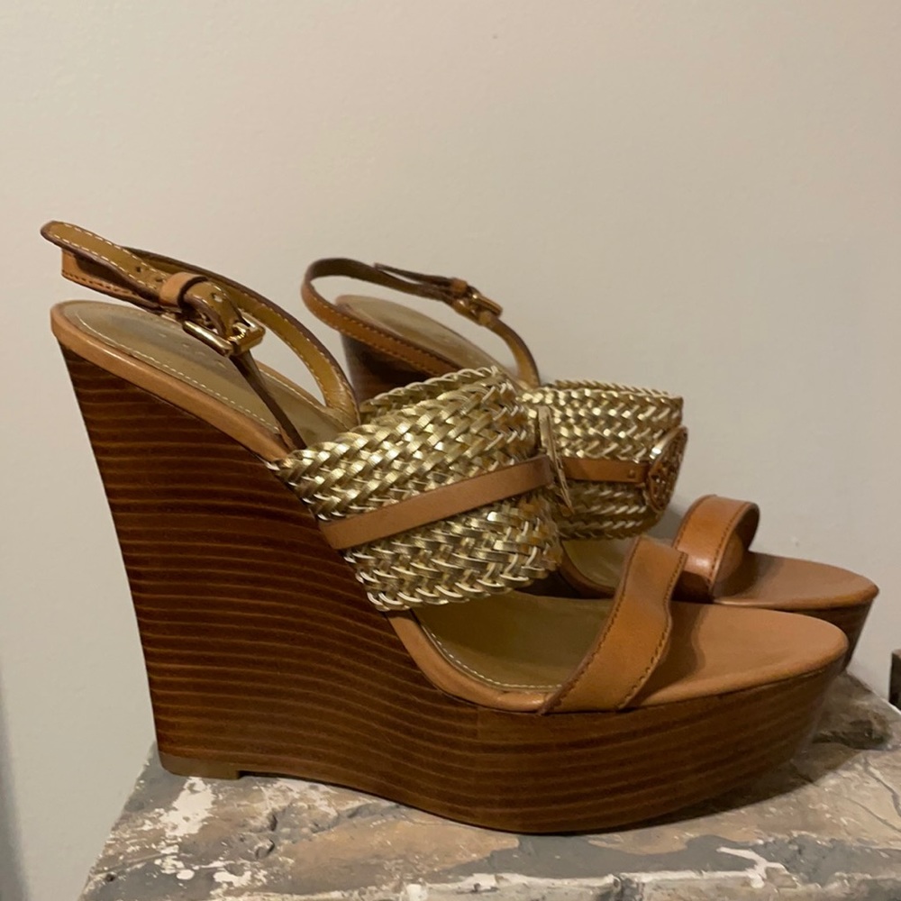 Coach wedges